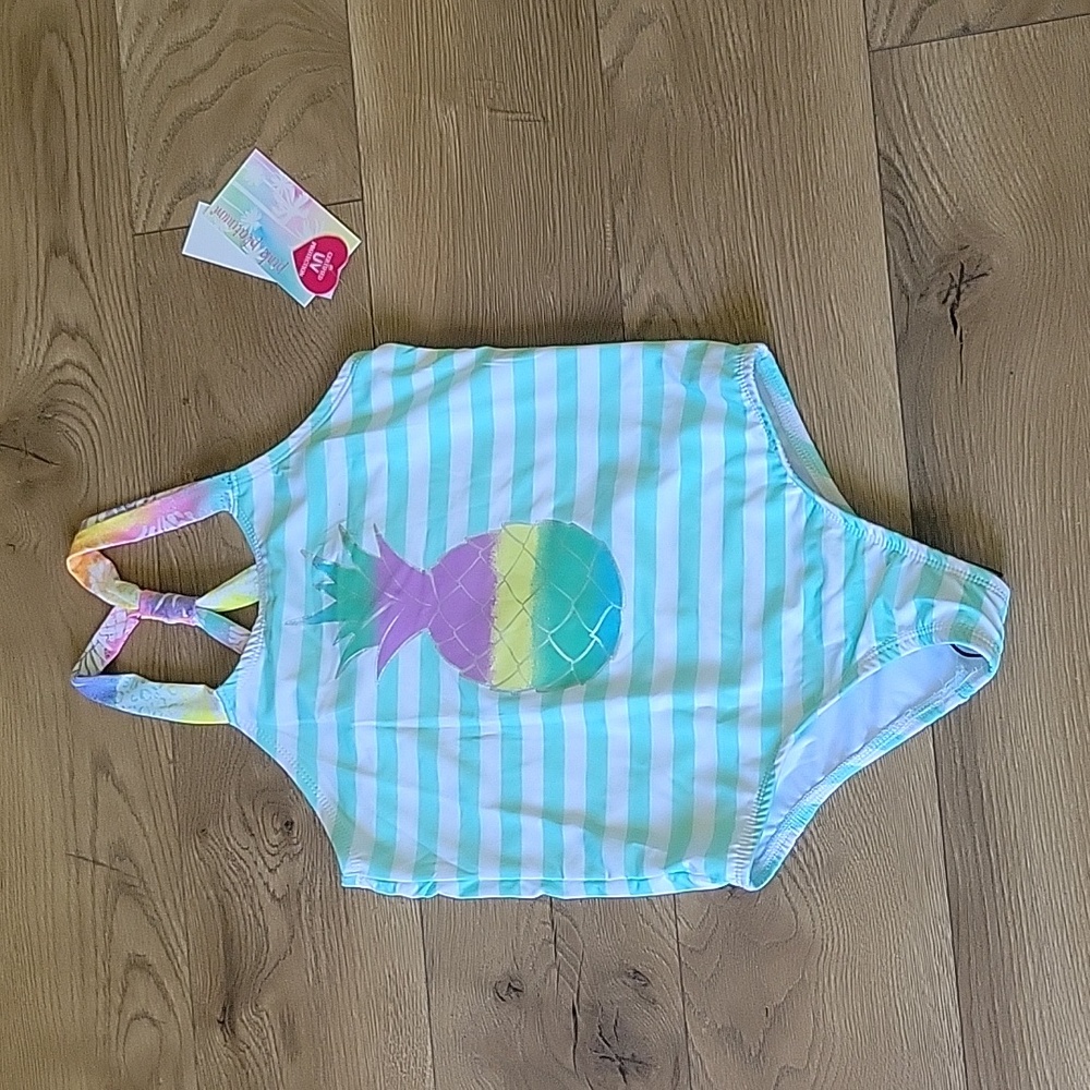 Girls one piece bathing suit